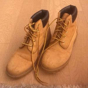Timberland boots. Worn a few times!